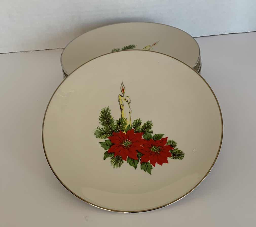 Photo 3 of 6 - TRIOMPHE POINSETTIA CHRISTMAS PLATES 8.5"