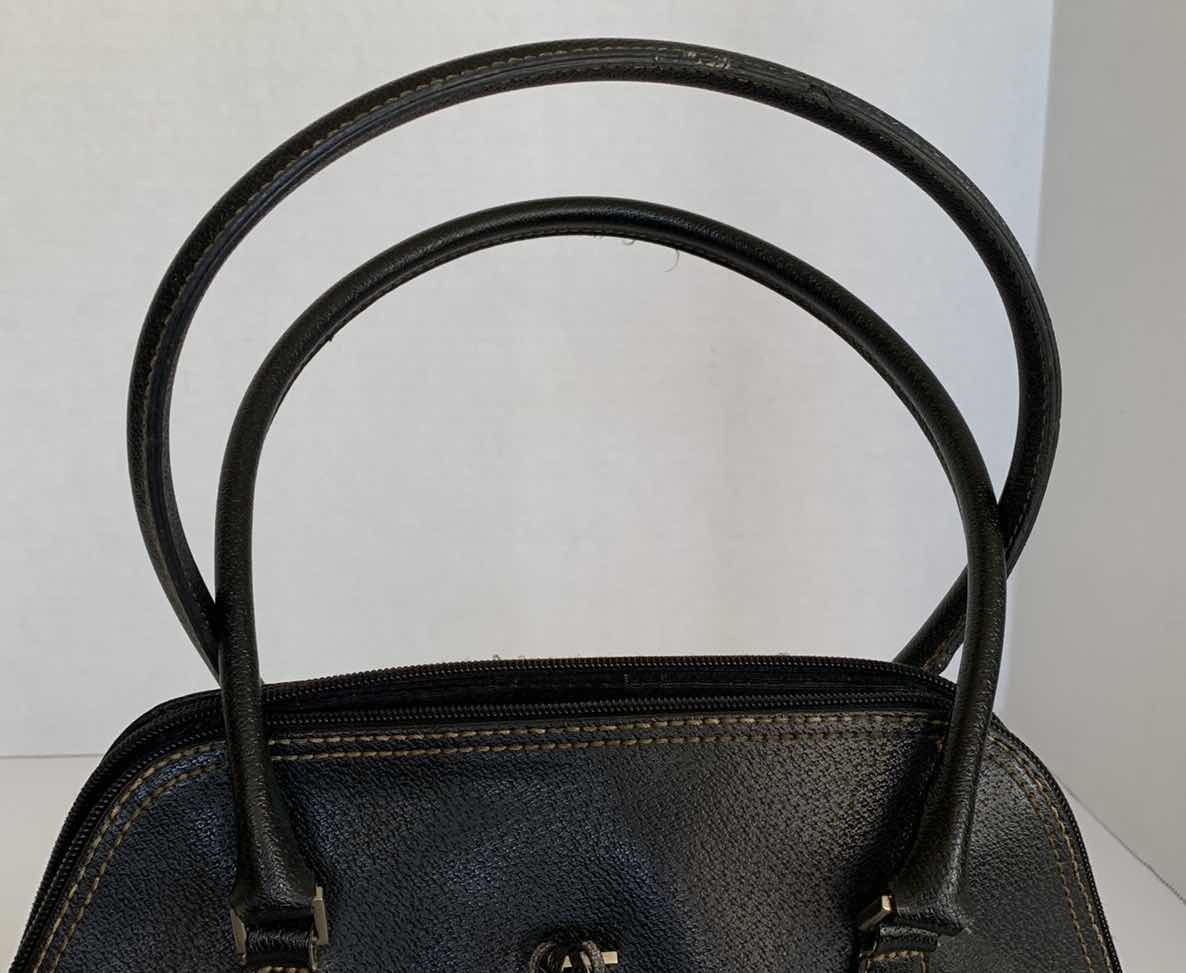 Photo 3 of BLACK PRADA HANDBAG