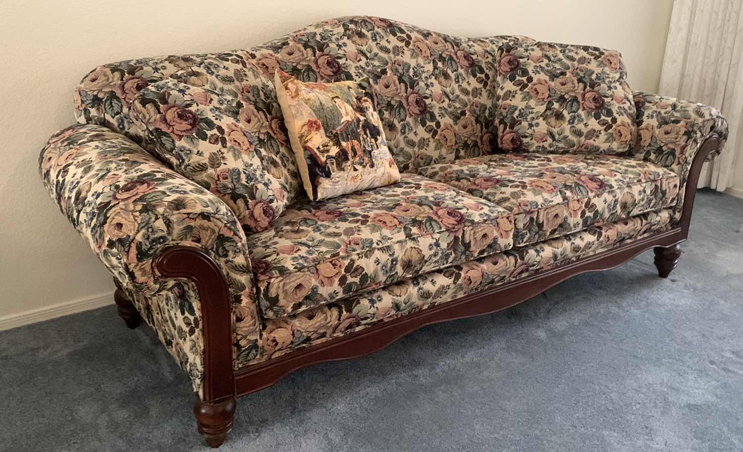 Photo 2 of VINTAGE FLORAL SOFA 83" X 35" H 37"