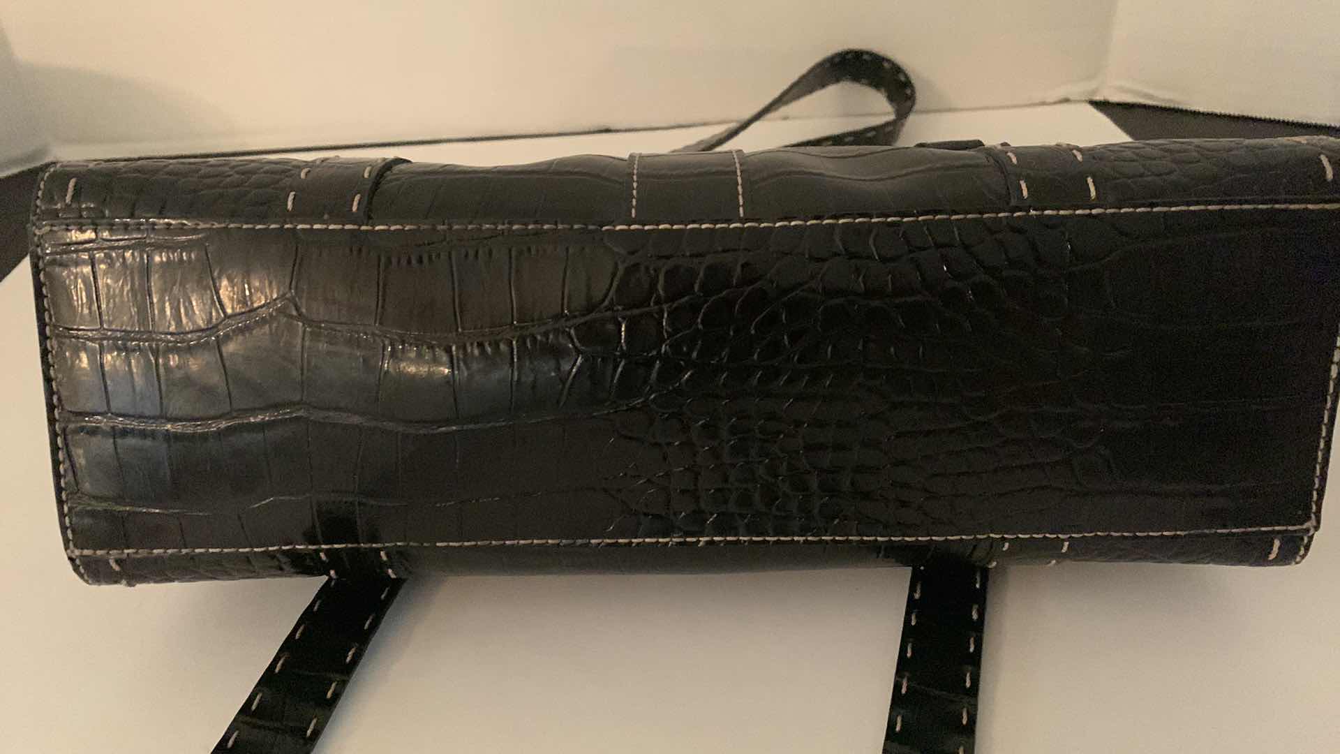 Photo 4 of BLACK HANDBAG