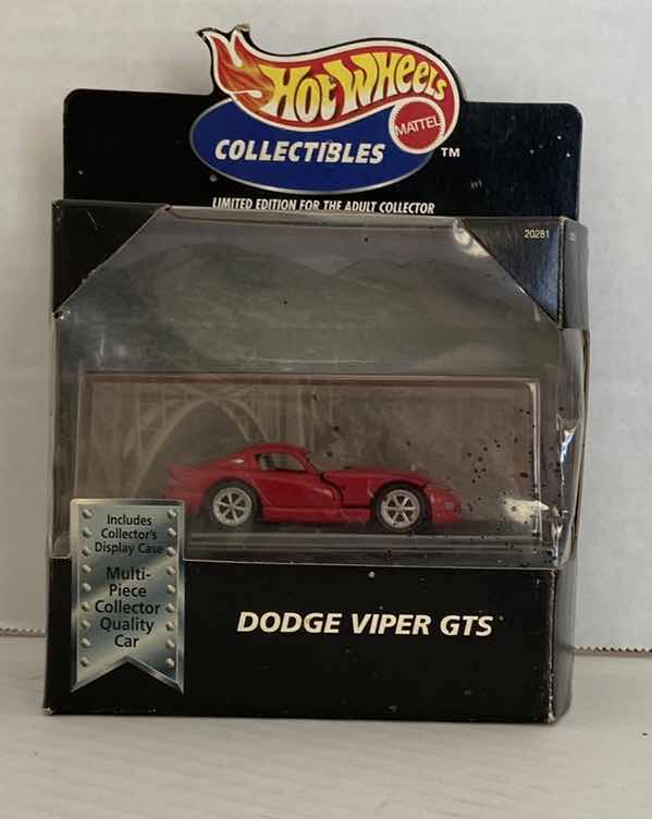 Photo 1 of HOT WHEELS COLLECTIBLES DODGE VIPER GTS RED DATED 1998 VINTAGE