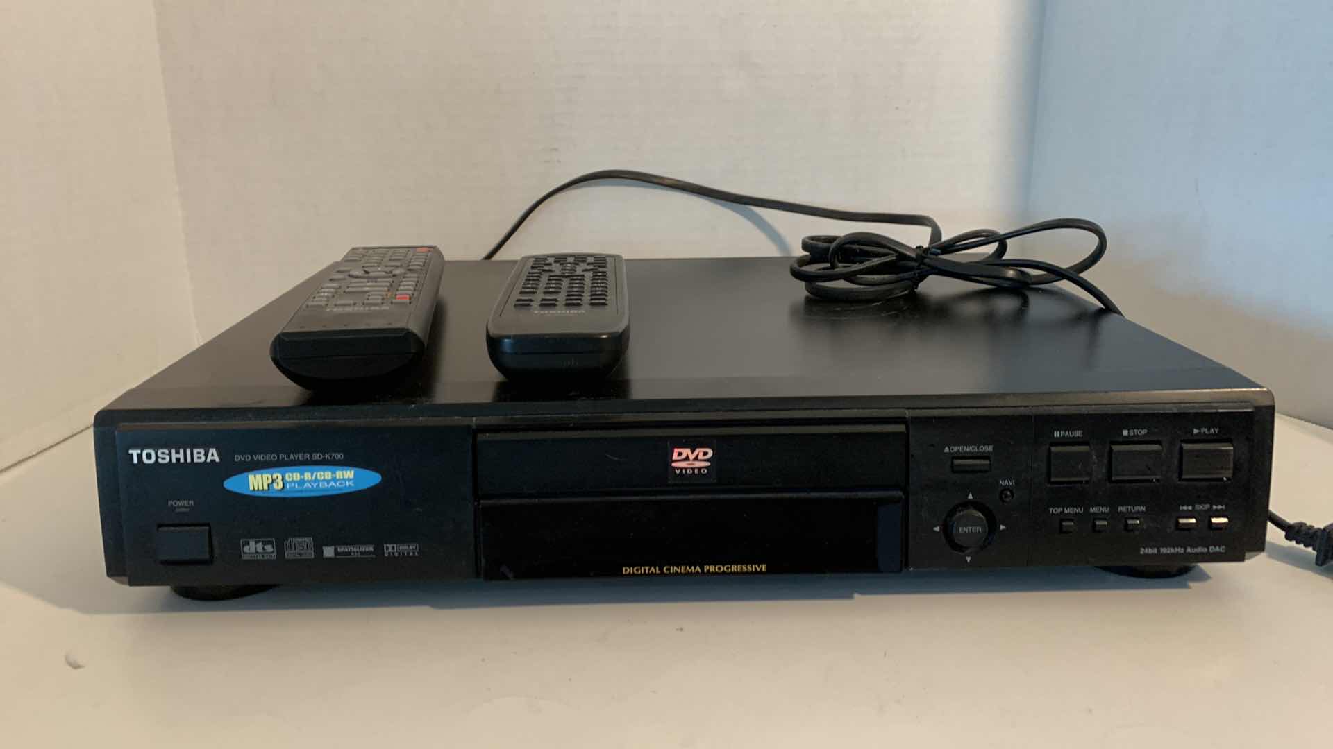 Photo 1 of TOSHIBA DVD VIDEO PLAYER DSD-K700