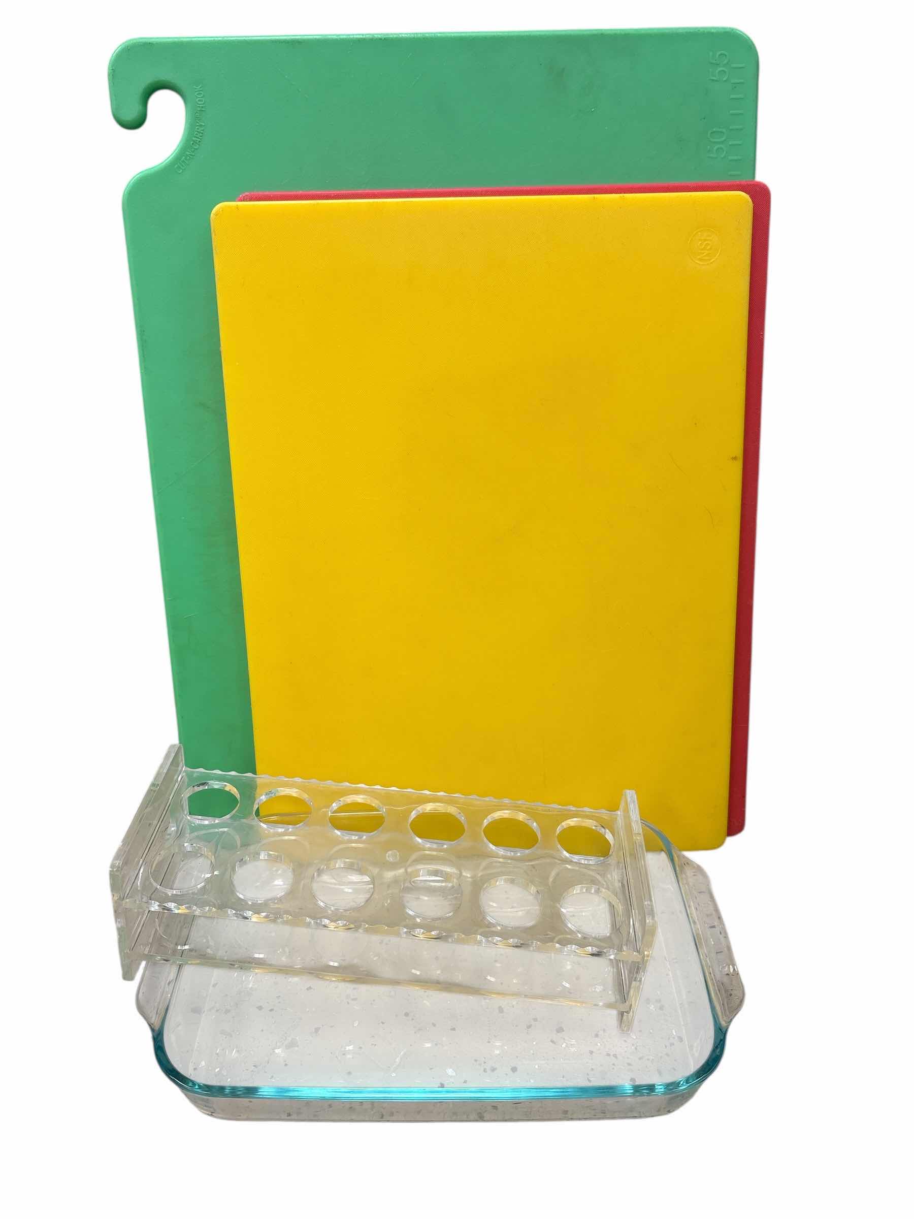 Photo 1 of (5)PCS KITCHEN EQUIPMENT