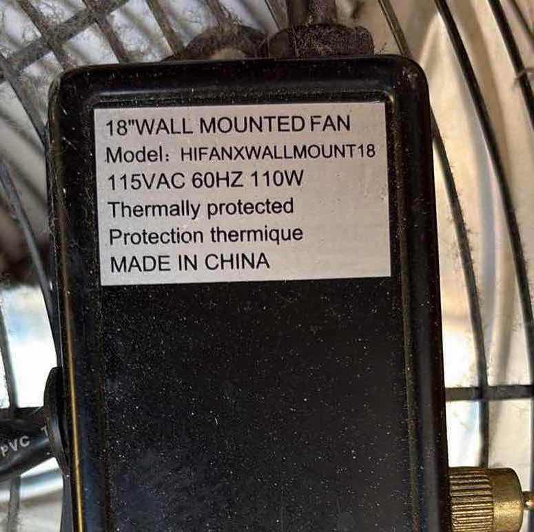 Photo 1 of DELUXE MOUNTING FAN 18”