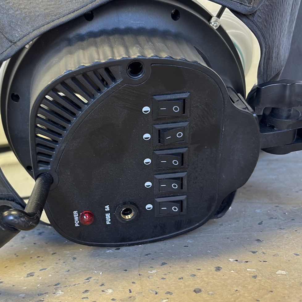 Photo 1 of (2)PHOTOGRAPHIC STUDIO SOFT-LIGHT