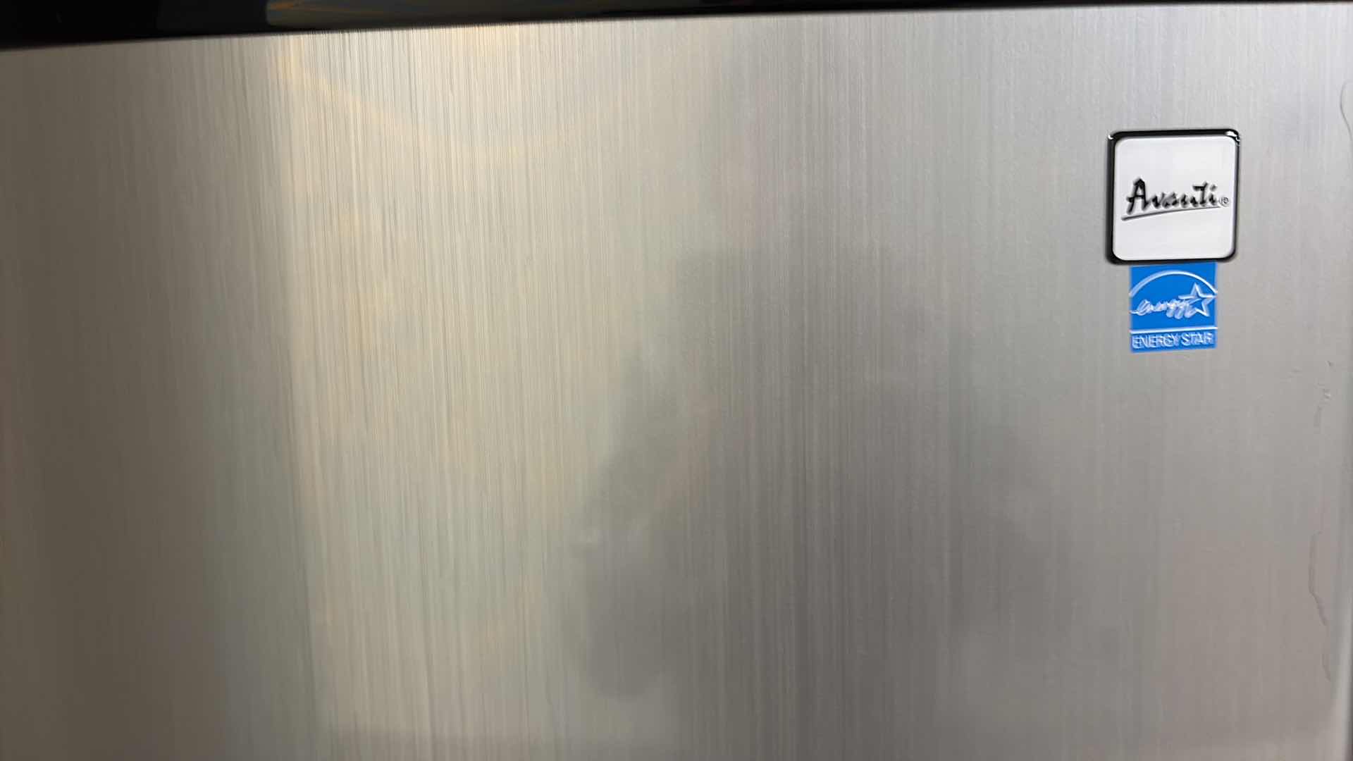 Photo 1 of AVANTI FRIDGE/FREEZER