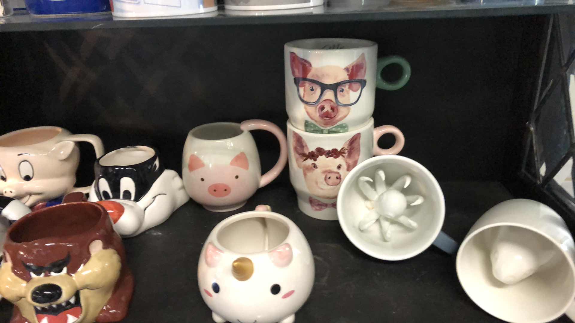 Photo 1 of ANIMAL MUGS