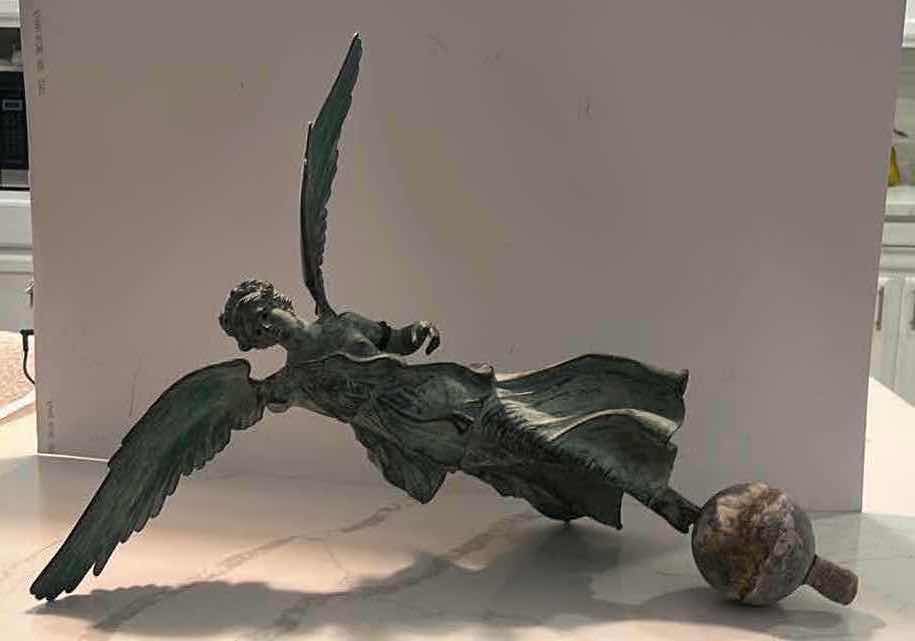 Photo 8 of Grand Tour Bronze Victory by Sabatino De Angelis Foundry 19th century VERY HEAVY METAL STATUE 21 1/2” x 22 1/2”