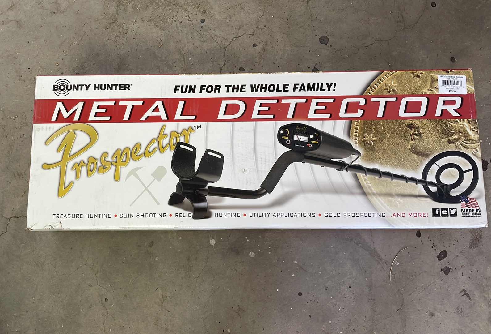 Photo 1 of BOUNTY HUNTER METAL DETECTOR NIB