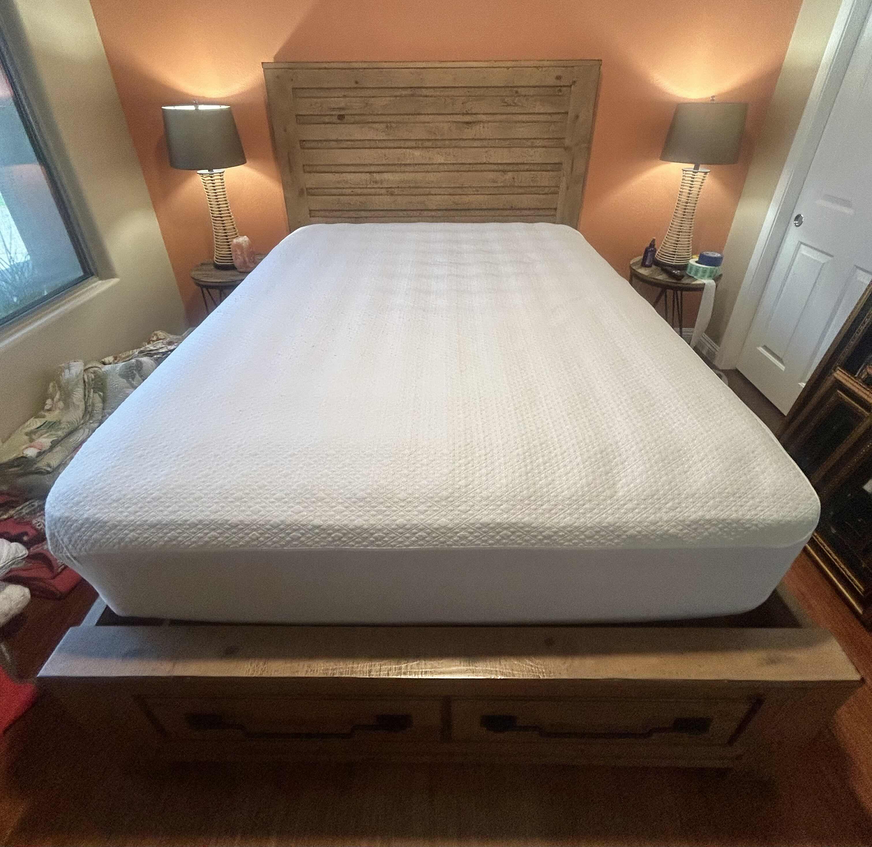 Photo 4 of KNOTTY WOOD QUEEN PLATFORM BED FRAME 63" X 88.5"  H61" (MATTRESS SOLD SEPARATELY)