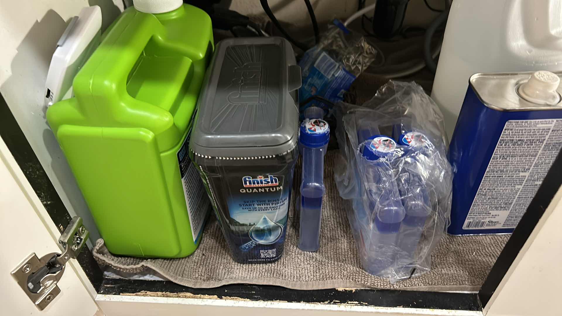 Photo 3 of CONTENTS UNDER SINK - CLEANING SUPPLIES