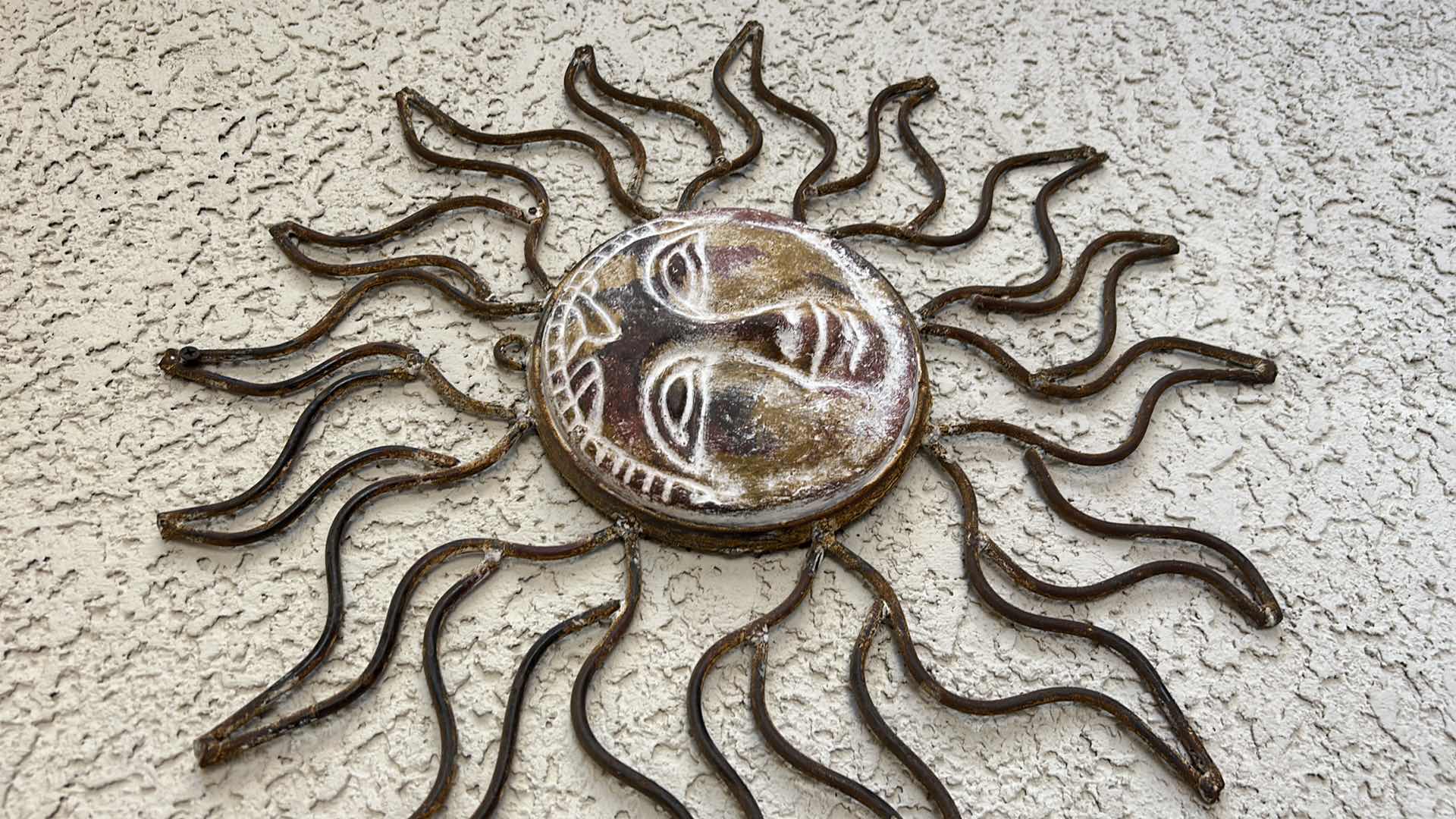 Photo 2 of OUTDOOR WALL DECOR - METAL SUN SCULPTURE 20 1/2”