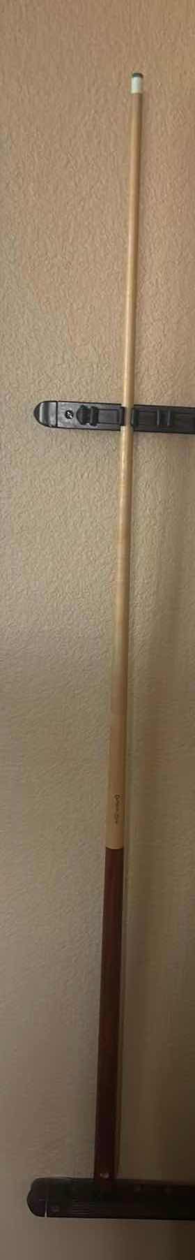 Photo 1 of DUFFERIN 20-OUNCE POOL CUE