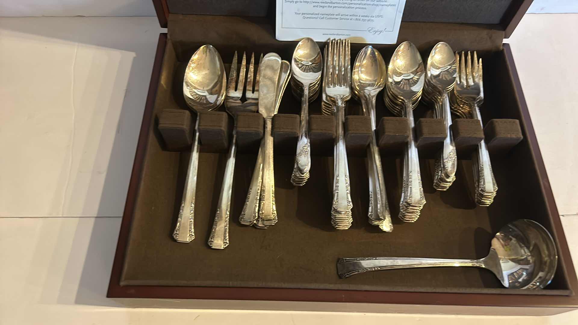 Photo 3 of 80 PC REED AND BARTON SILVERWARE SET