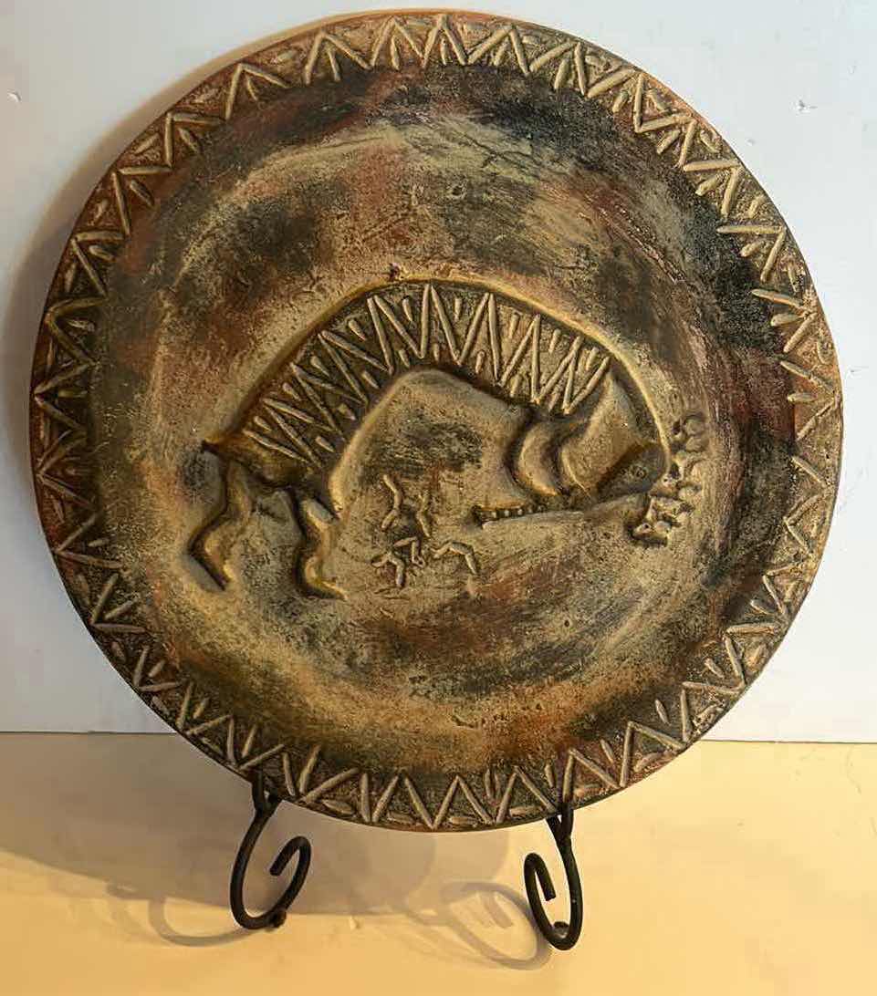 Photo 1 of 16 1/2" NATIVE AMERICAN POTTERY DISPLAY DISH