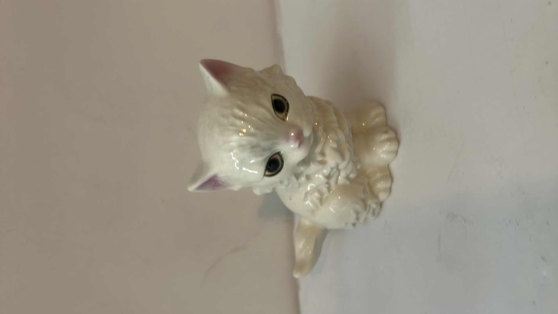 Photo 2 of GORBEL 3.5” PORCELAIN CAT AND LIDDED TRINKET BOX