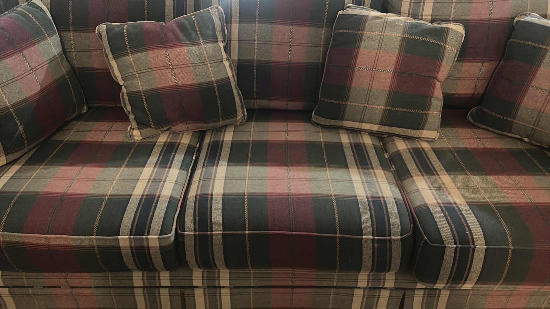 Photo 3 of 8’ PLAID SOFA