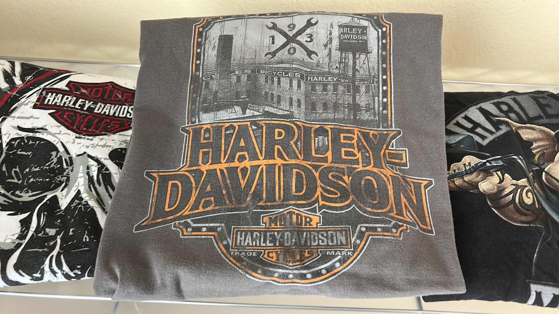 Photo 1 of 3 MENS XXXL HARLEY DAVIDSON TEE SHIRTS