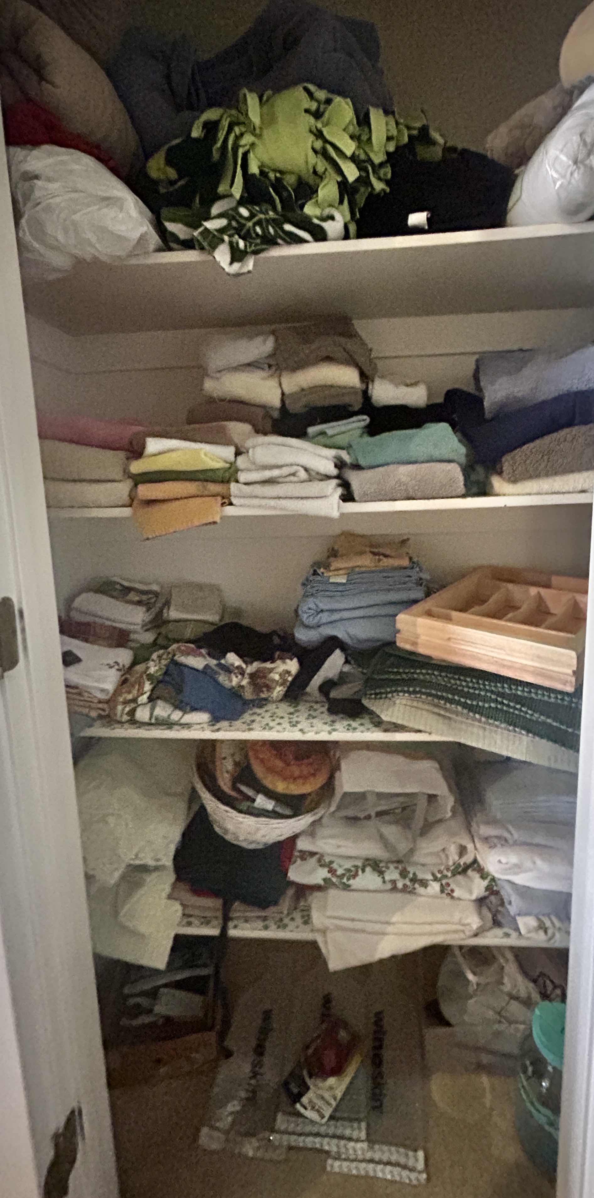 Photo 1 of CONTENTS OF LINEN CLOSET