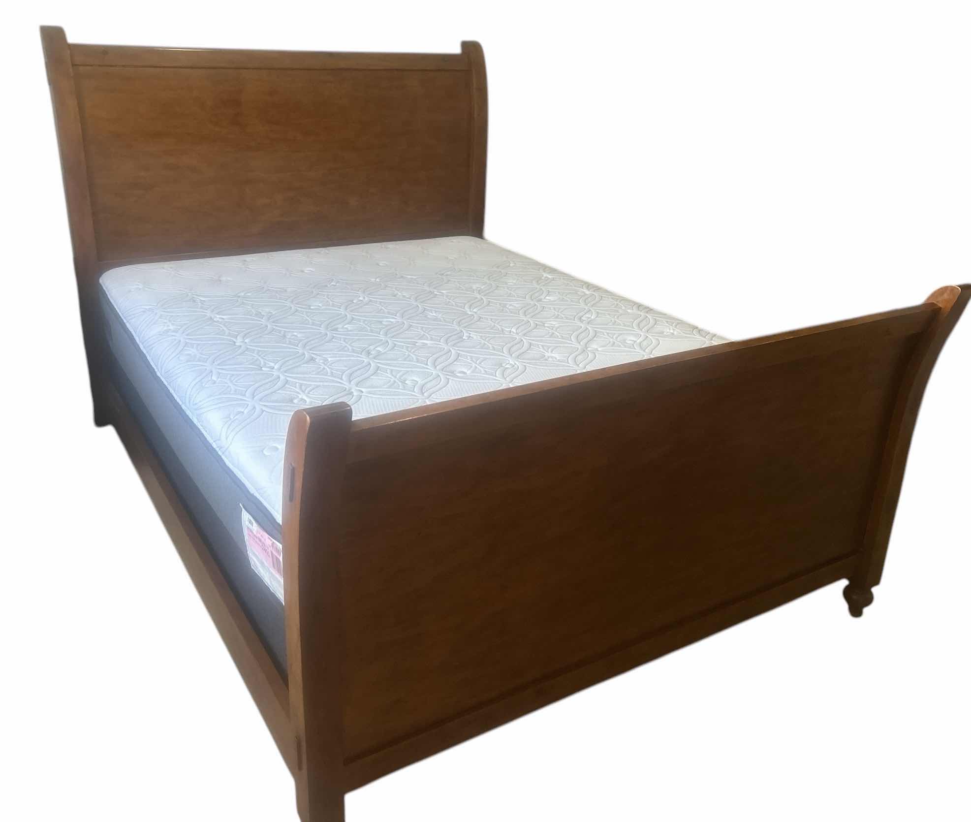 Photo 1 of TRADEWINS WOOD QUEEN HEADBOARD AND FOOTBOARD 65“ x 87“ x H56“