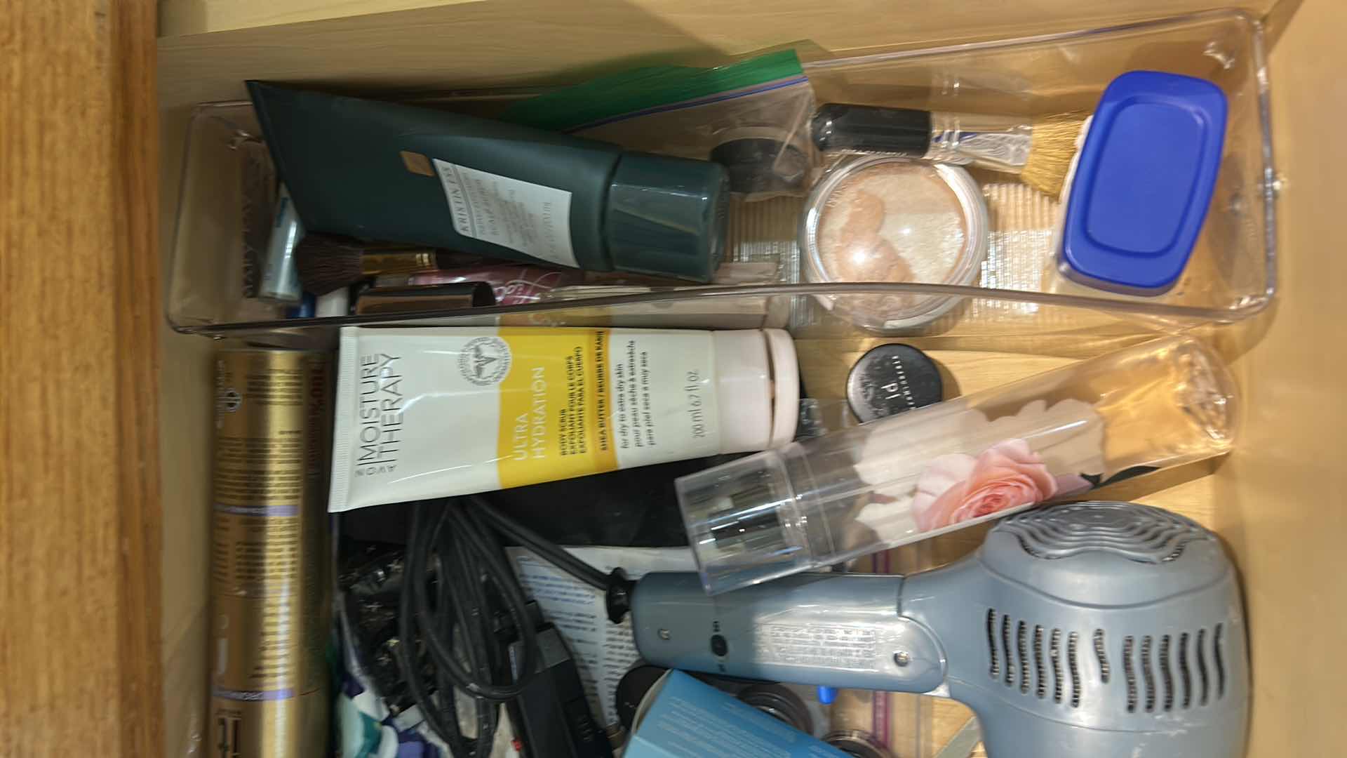 Photo 1 of CONTENTS OF DRAWER IN PRIMARY BATHROOM-
