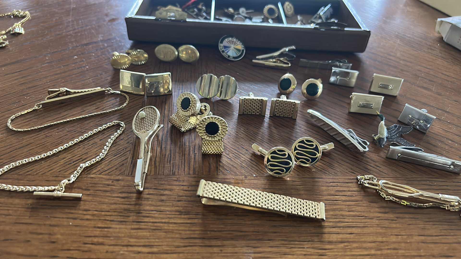 Photo 1 of MENS CUFFLINKS, TIE CLIPS