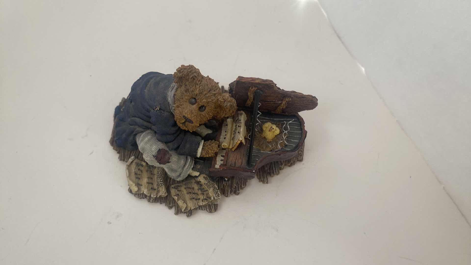 Photo 2 of BOYD BEARS AND FRIENDS COLLECTIBLE LIMITED EDITION 5“ x 3“