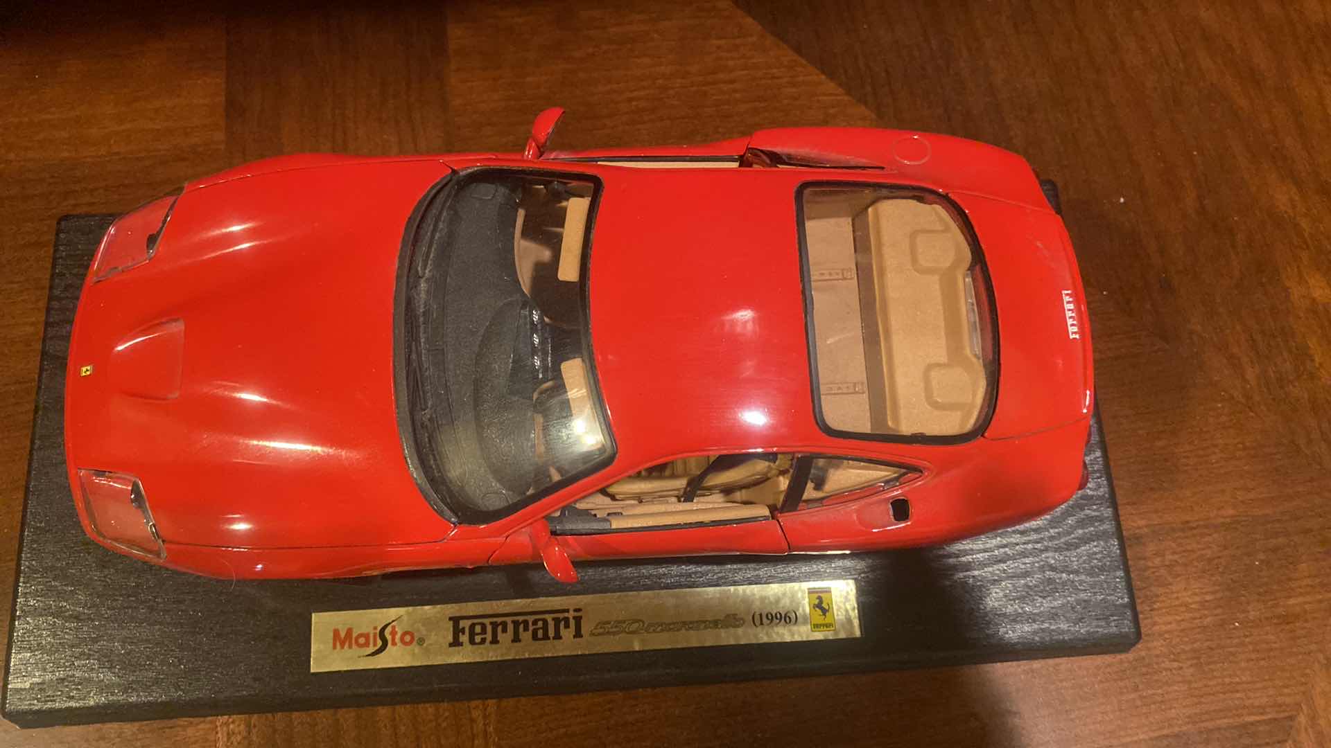 Photo 5 of MAISTO FERRARI COLLECTABLE MODEL CAR 9 1/2“ & HOWDY DOODY MINI LUNCH BOX