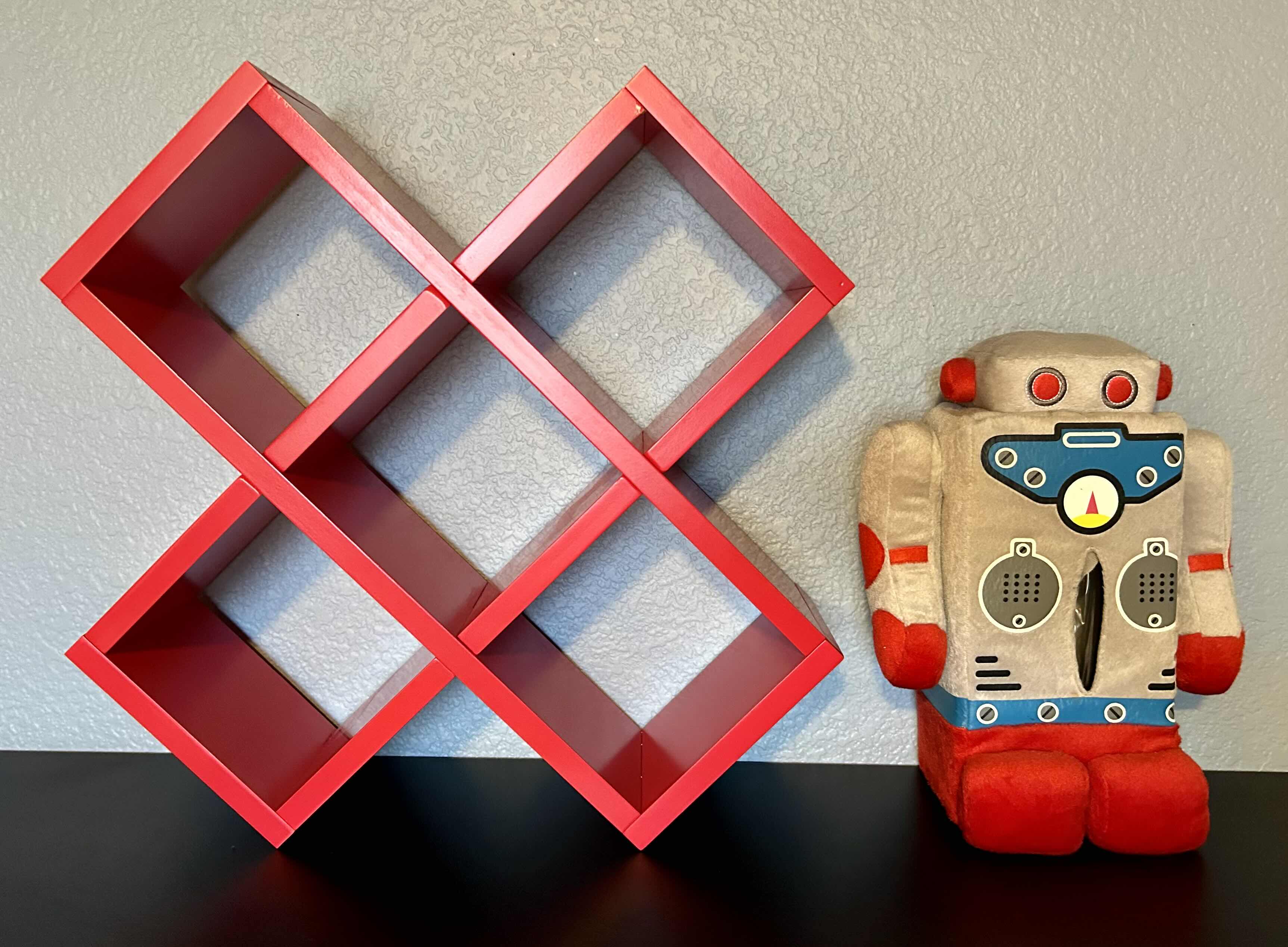 Photo 1 of RED CRISSCROSS X DISPLAY 16.5” AND TISSUE BOX ROBOT