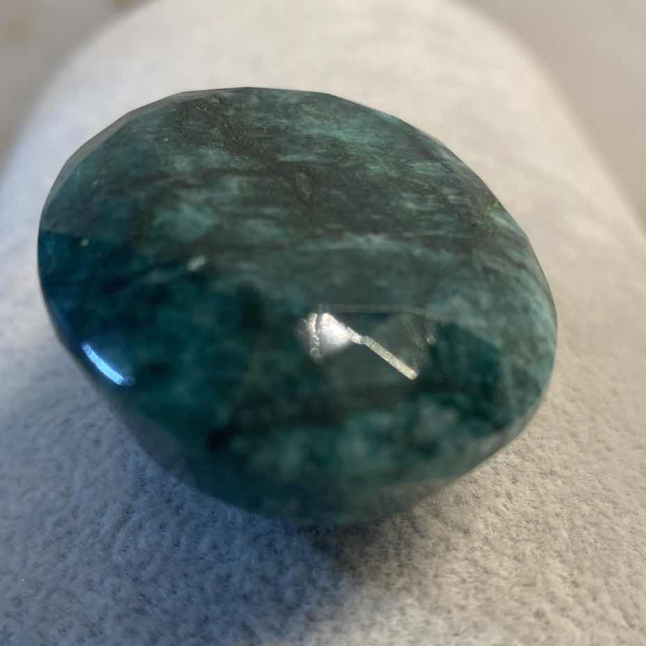 Photo 5 of GREEN BERYL OVAL FACETED 240.17 cts GEMSTONE GLA CERTIFIED 111912