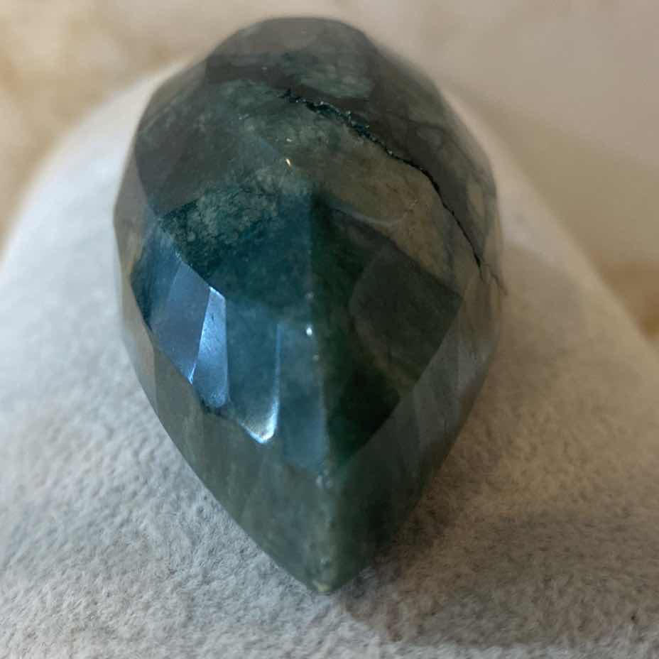 Photo 3 of GREEN BERYL PEAR FACETED 578.46 cts GEMSTONE GLA CERTIFIED 112012