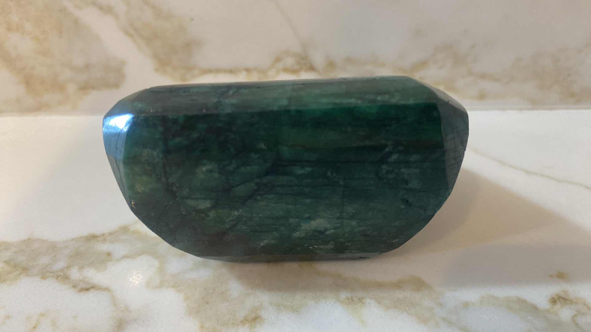 Photo 5 of GREEN BERYL EMERALD FACETED 1766.70 cts GEMSTONE GLA CERTIFIED 111912