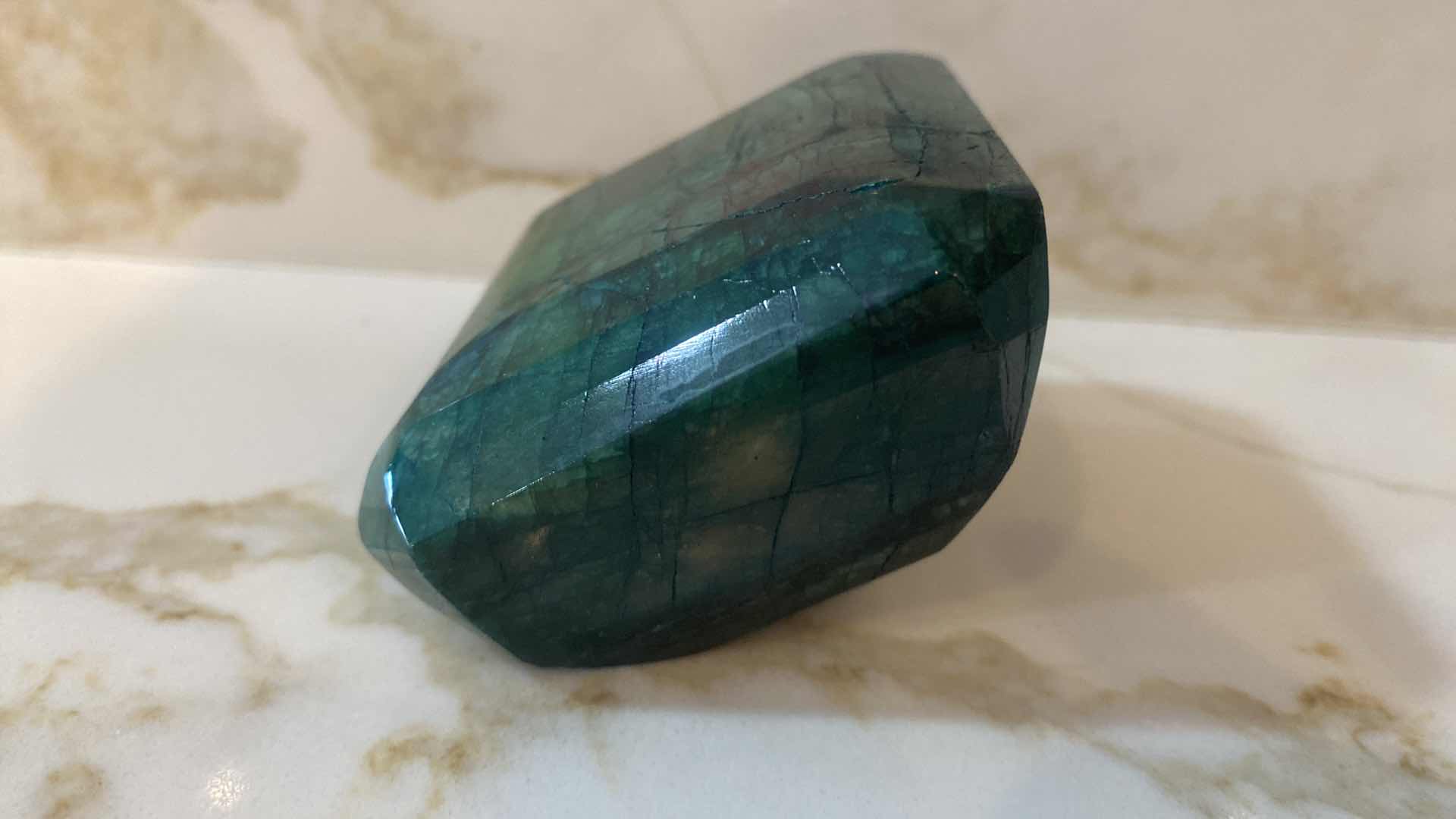 Photo 4 of GREEN BERYL EMERALD FACETED 1766.70 cts GEMSTONE GLA CERTIFIED 111912