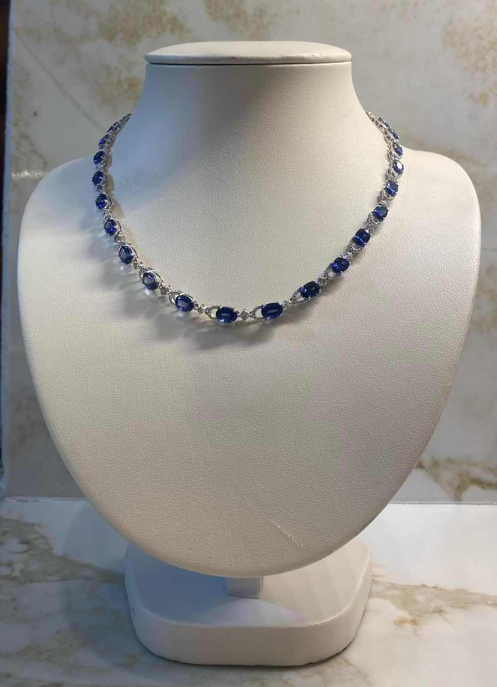 Photo 1 of  925 STERLING SILVER 21.3  gm NECKLACE W/TANZANITE ZOISITE EST 24.22 ctw & NATURAL DIAMOND EST 1.34 ctw GGA APPRAISAL K25E98