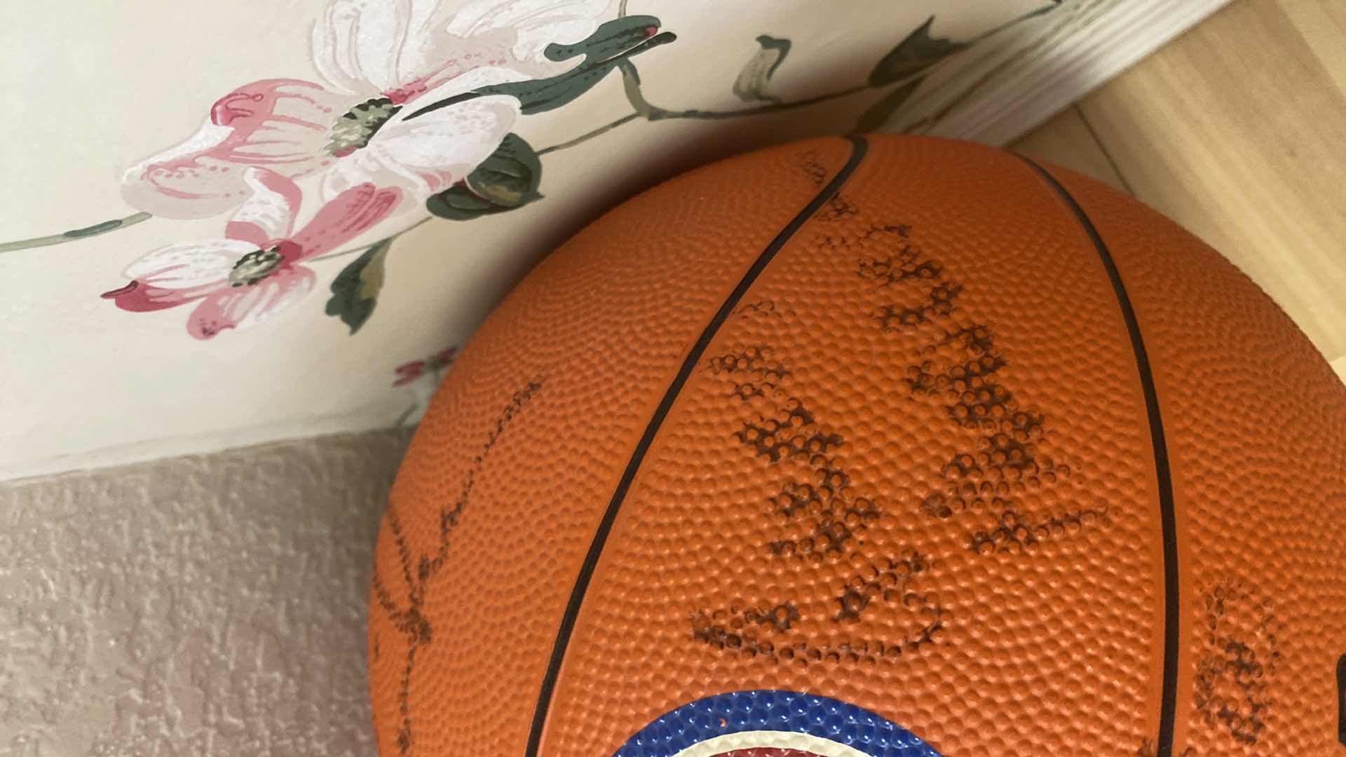 Photo 5 of DETROIT PISTONS AUTOGRAPHED BASKETBALL-WITH 1990 POSTER