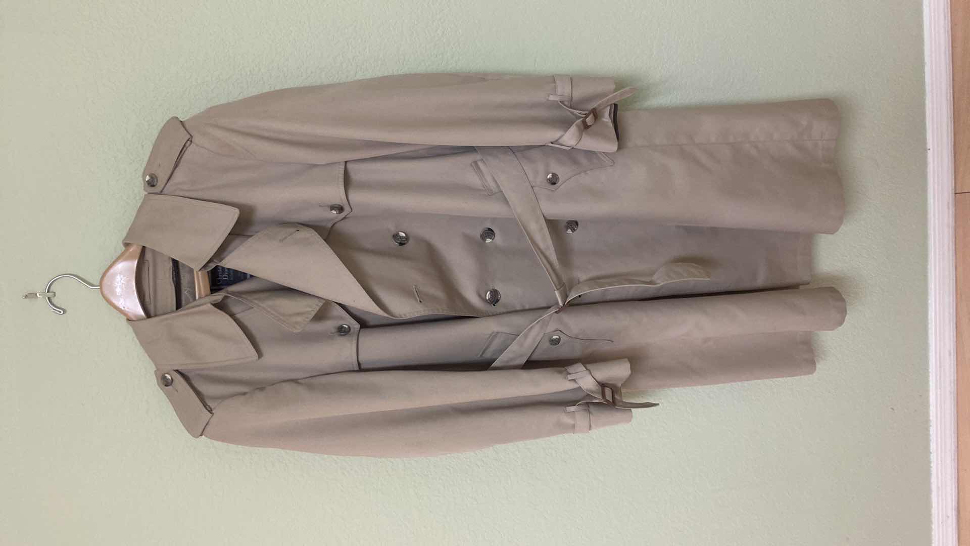 Photo 1 of MENS SIZE 44R CHRISTIAN DIOR MONSIEUR TRENCH/RAIN COAT WITH REMOVABLE 100% WOOL LINING