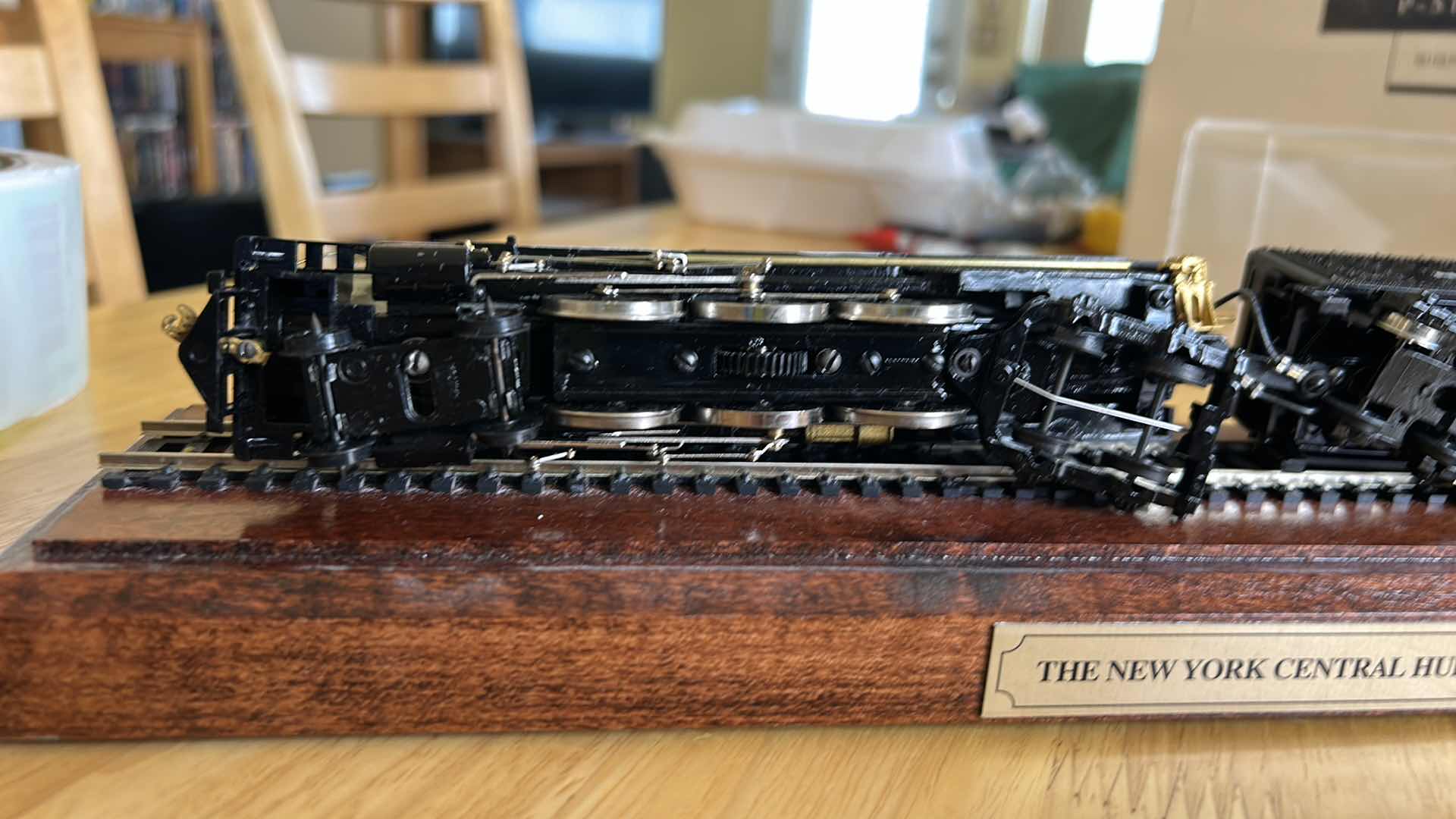 Photo 1 of NEW YORK CENTRAL TRAIN AND TRACK IN DISPLAY CASE ( The model train a New York Central 5414 O Scale Brass Hudson Steam Locomotive and Tender)