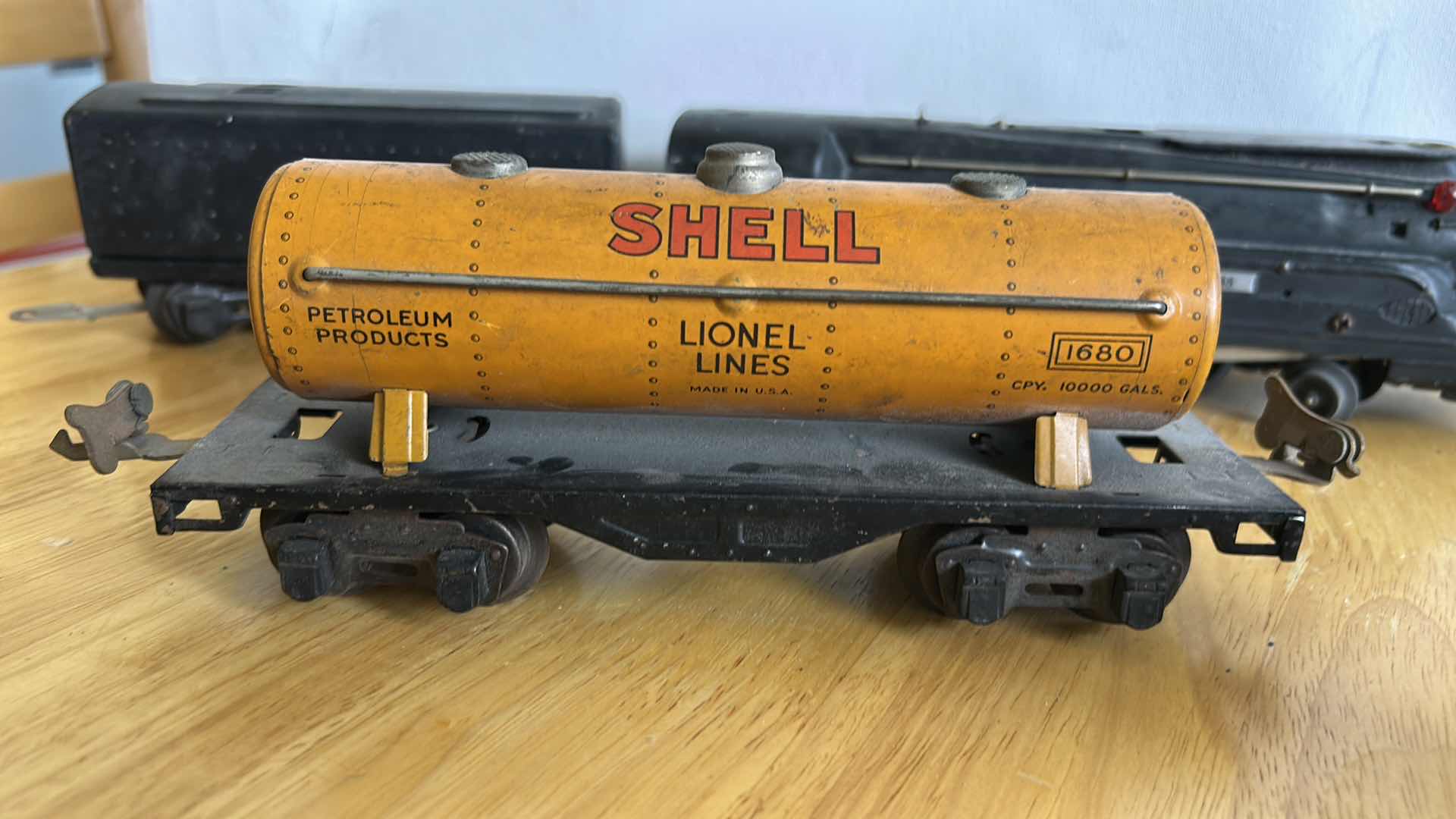 Photo 1 of 5 LIONEL LINES TRAINS