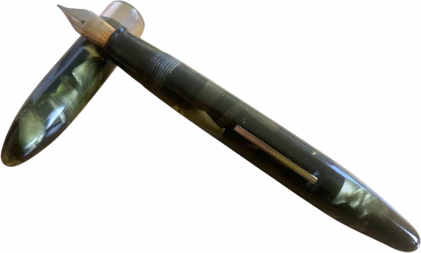 Photo 1 of  1938 SCHAEFFER MARINE GREEN BALANCE FOUNTAIN PEN