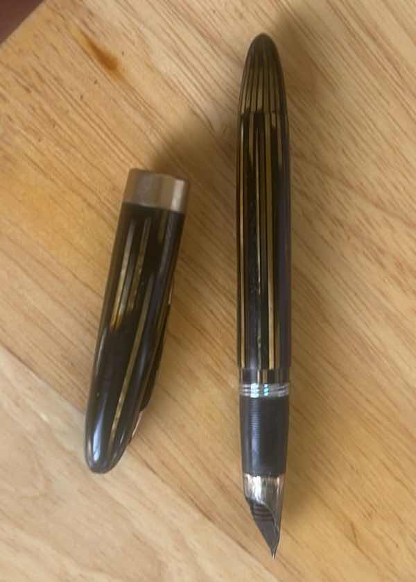 Photo 1 of  SHEAFFER LIFETIME TUCKAWAY FOUNTSIN PEN