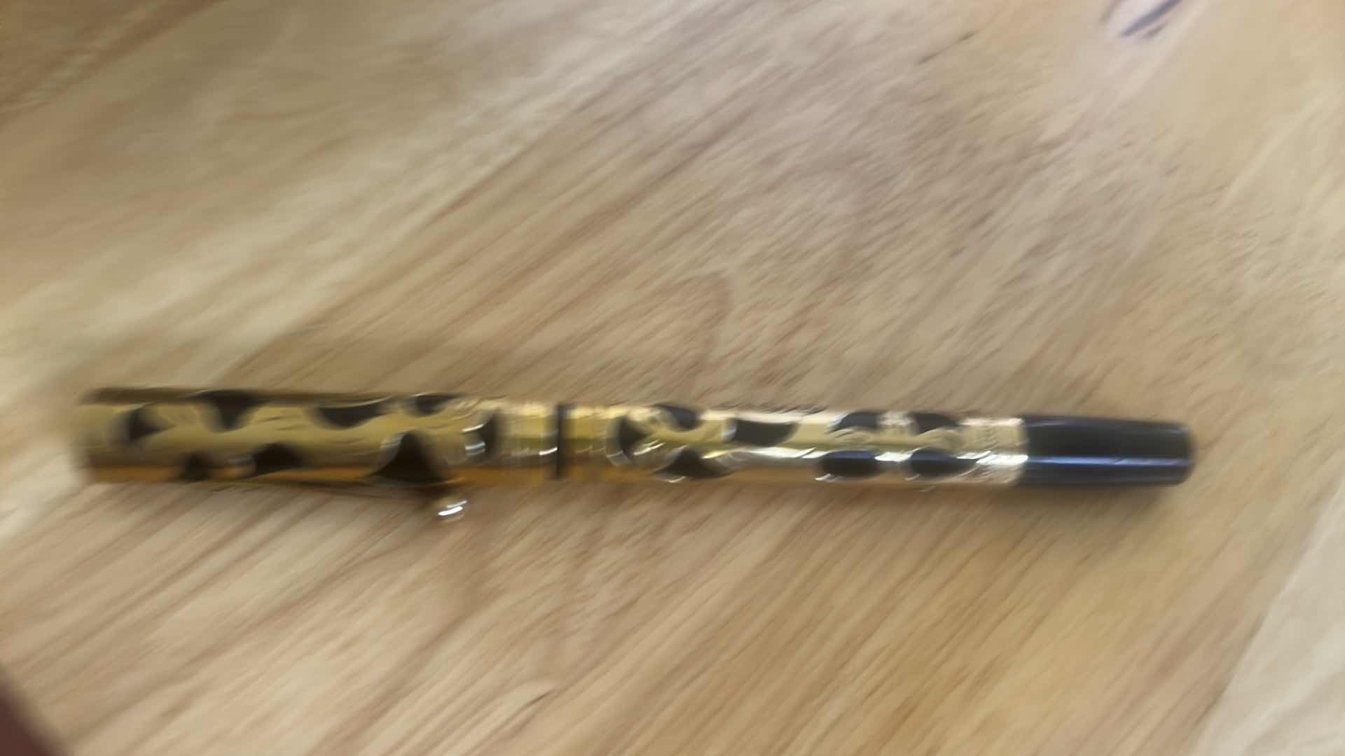 Photo 1 of VINTAGE SHEAFFER NOSTALGIA SOLID 14K GOLD OVERLAY FOUNTAIN PEN
