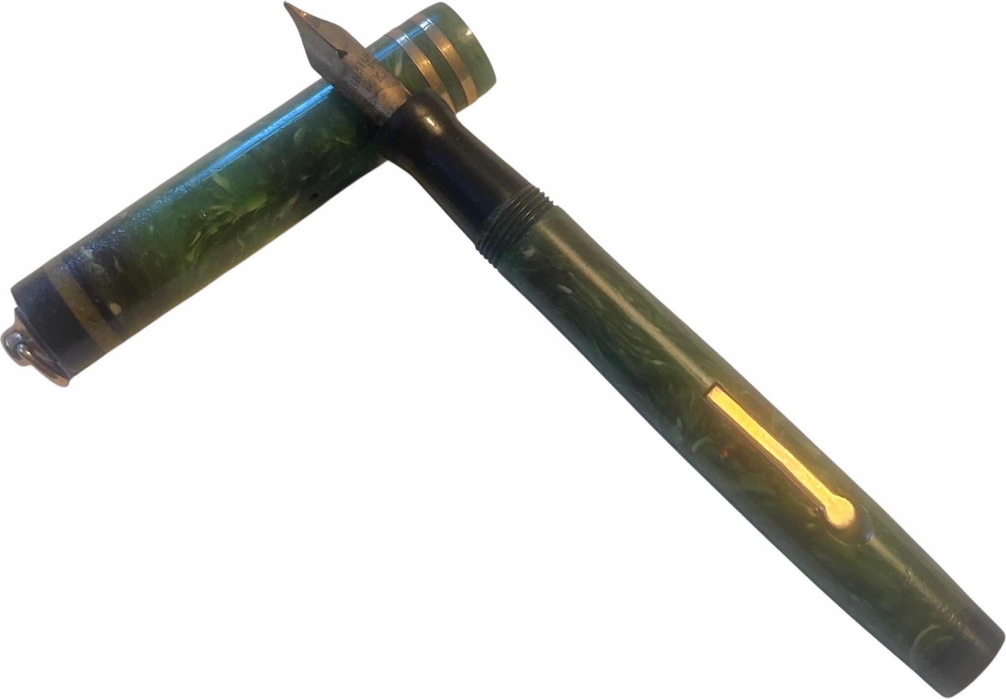 Photo 1 of PARKER DUOFOLD SENIOR FOUNTAIL PEN IN JADE GREEN