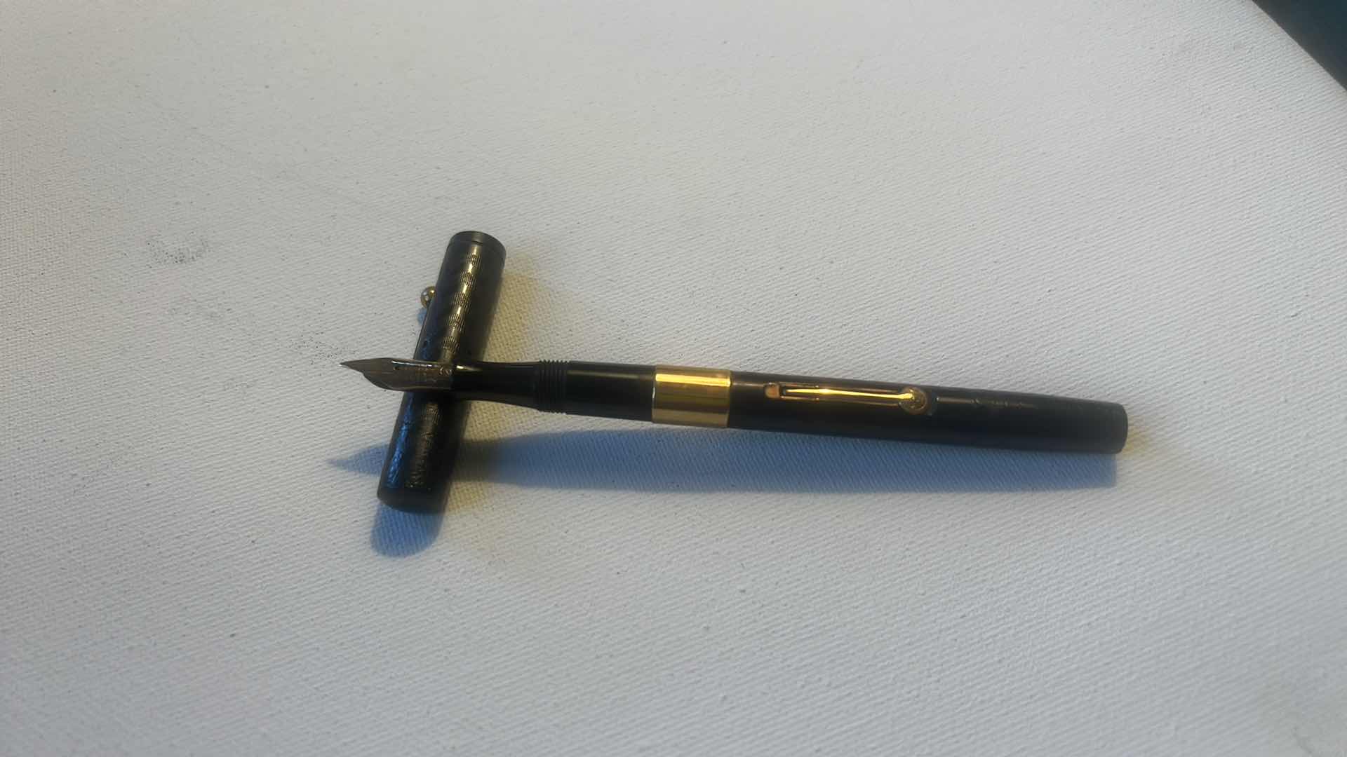 Photo 1 of VINTAGE PARKER LUCKY CURVE #6 HARD RUBBER EYEDROPPER PEN AND PENCIL SET