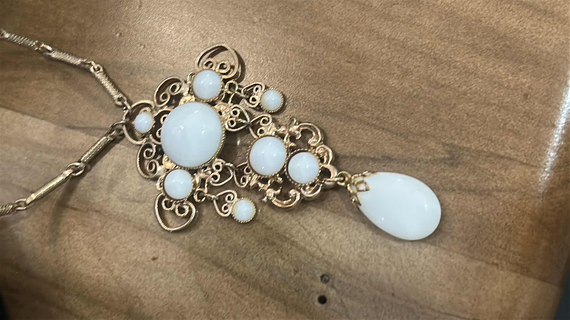 Photo 1 of 3 VINTAGE NECKLACES (.925 CLASP ON PEARLS)