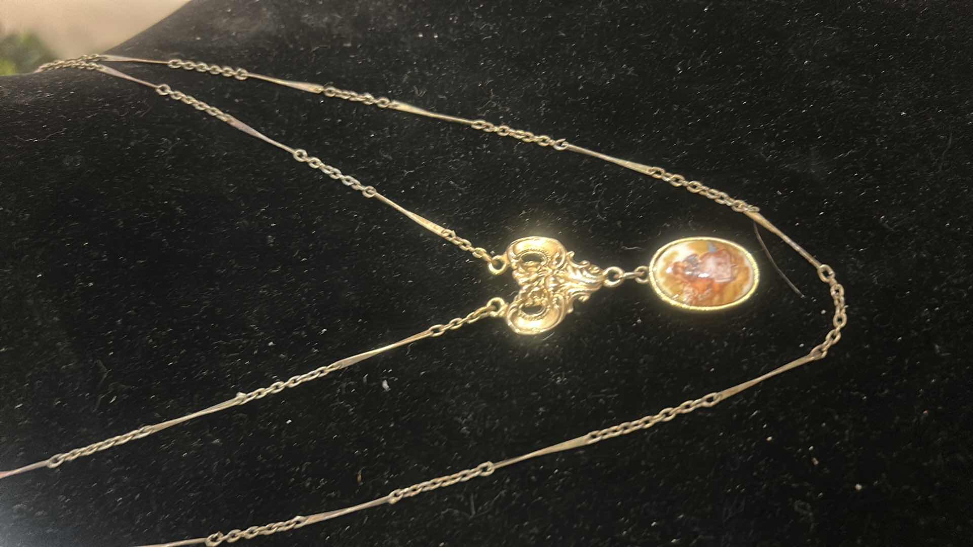 Photo 1 of 4 VINTAGE NECKLACES