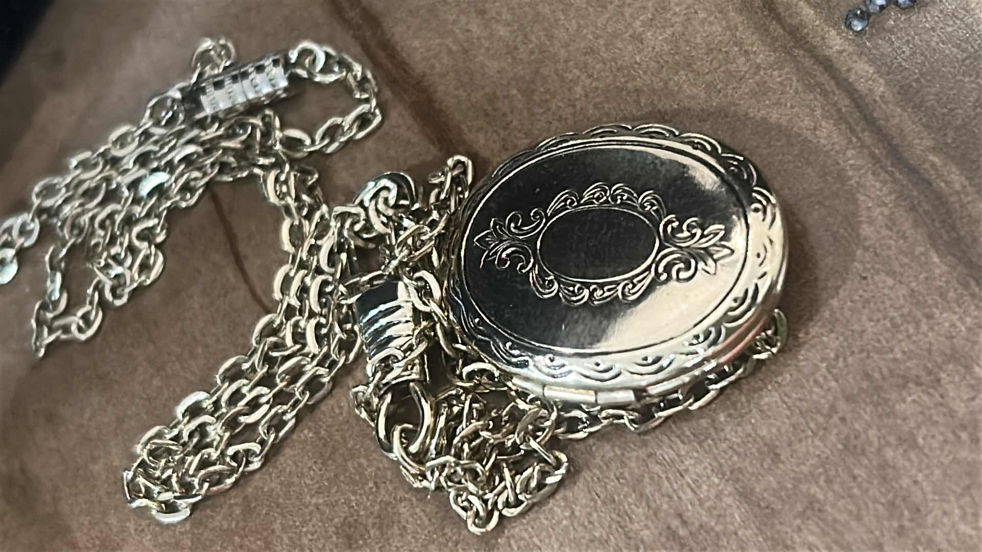 Photo 1 of 4 VINTAGE NECKLACES