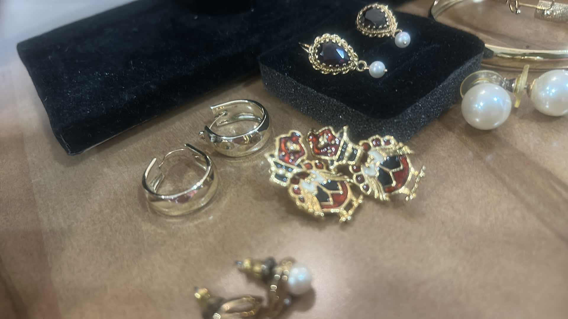 Photo 1 of 5 PAIRS OF PIERCED EARRING AND 3 BRACELETS