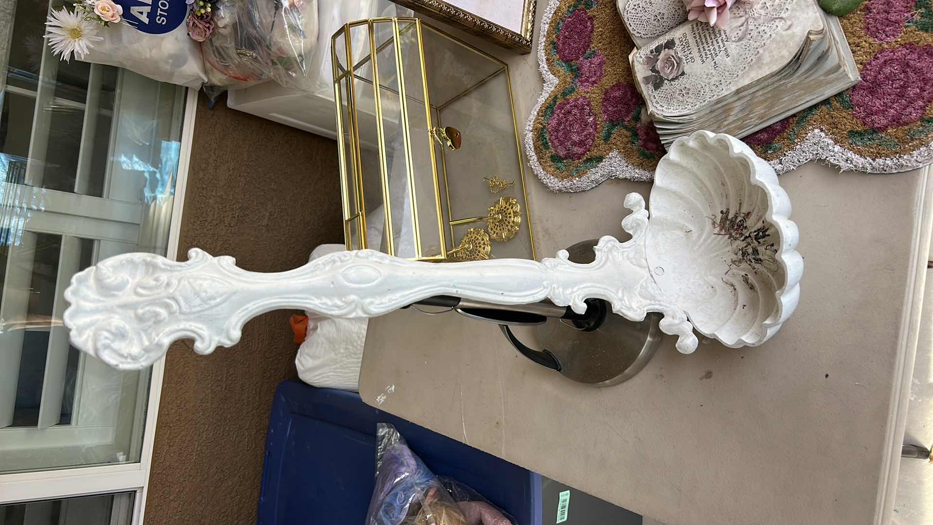 Photo 1 of VICTORIAN/BRIDGERTON PARTY DECORATIONS