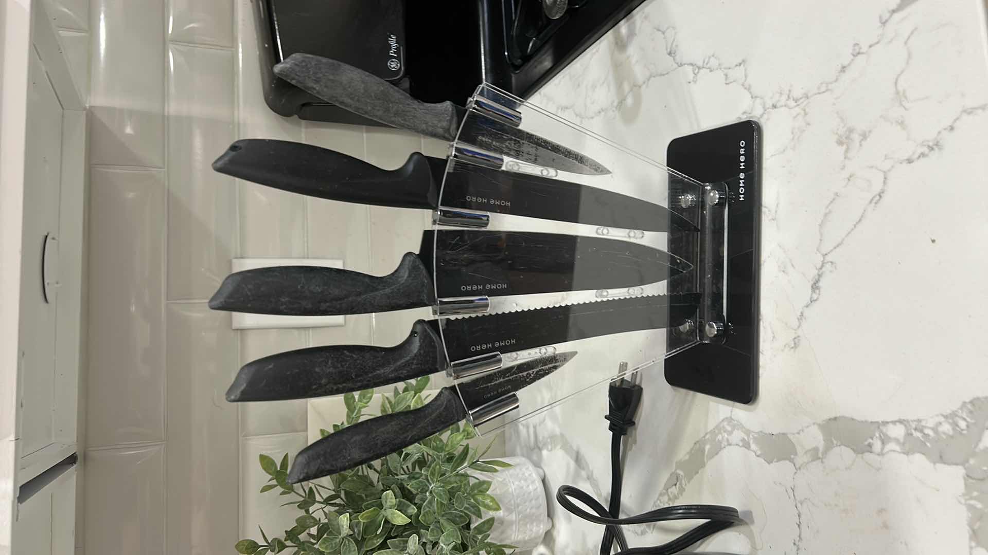 View 4 of 4 KITCHEN ITEMS, KERRIG COFFEE MAKER, POD HOLDER, KNIFE SET, PAPER TOWL HOLDER