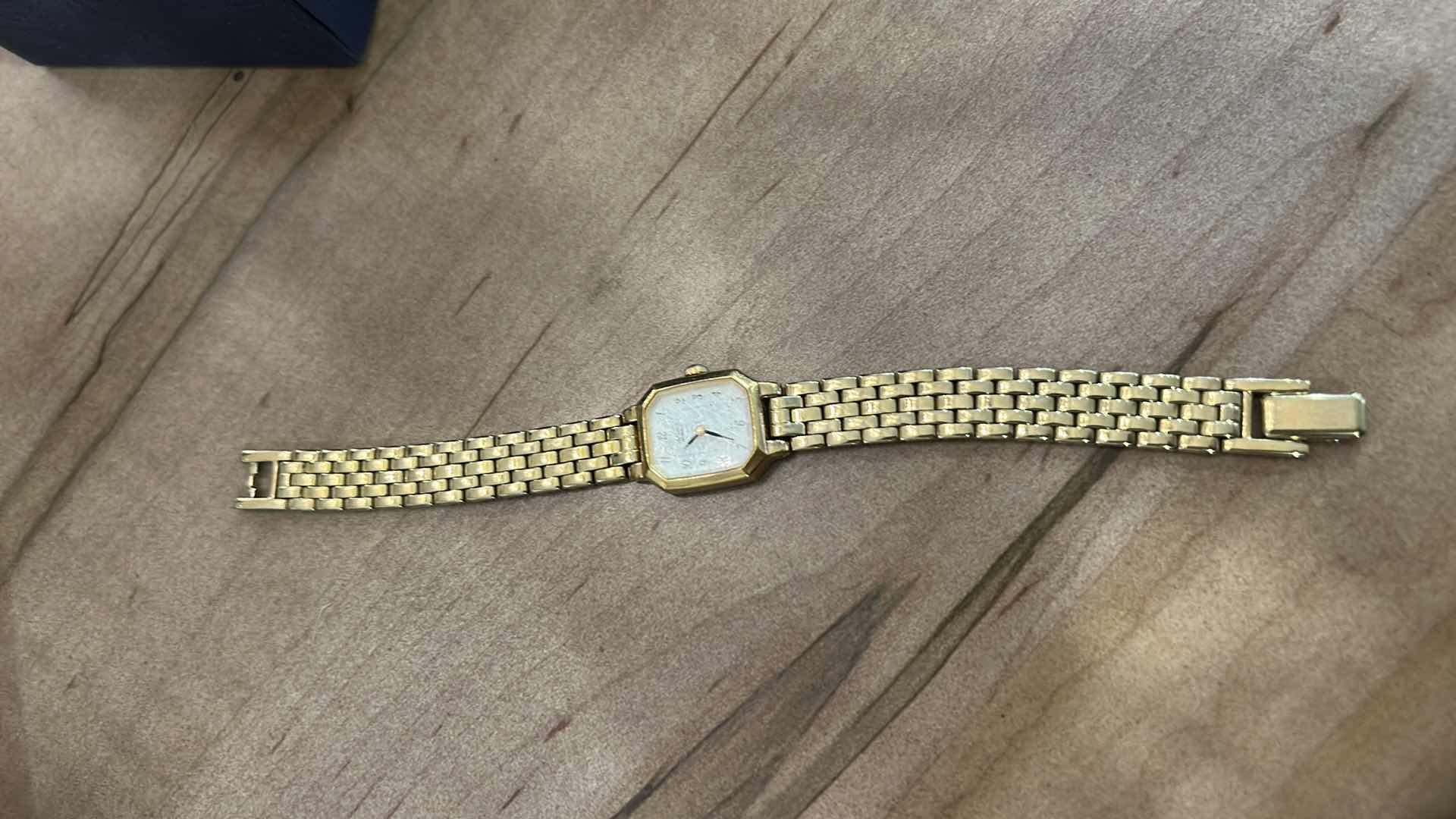 Photo 1 of WOMENS VINTAGE SEIKO WATCH